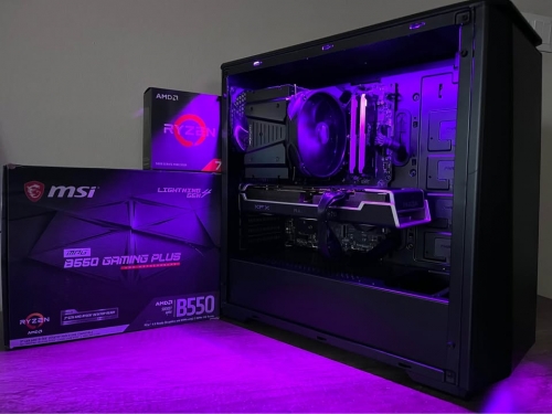 Phantom GamerPc - AMD R7 5700X/6700XT Phantom GamerPc - AMD R7 5700X/6700XT