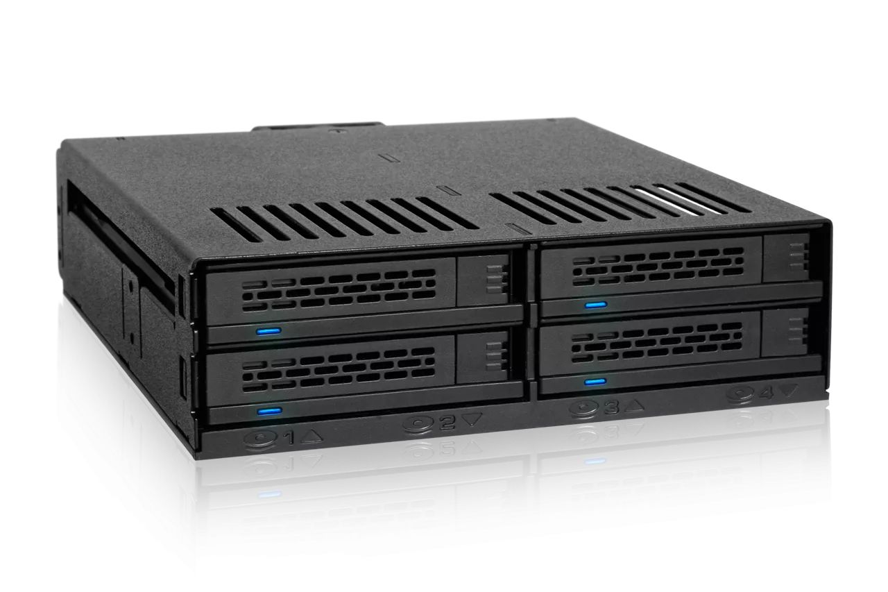 Mobilrack / Beépítő keret IcyDock ExpressCage MB324SP-B 4 Bay 2.5 Mobilrack / Beépítő keret IcyDock ExpressCage MB324SP-B 4 Bay 2.5