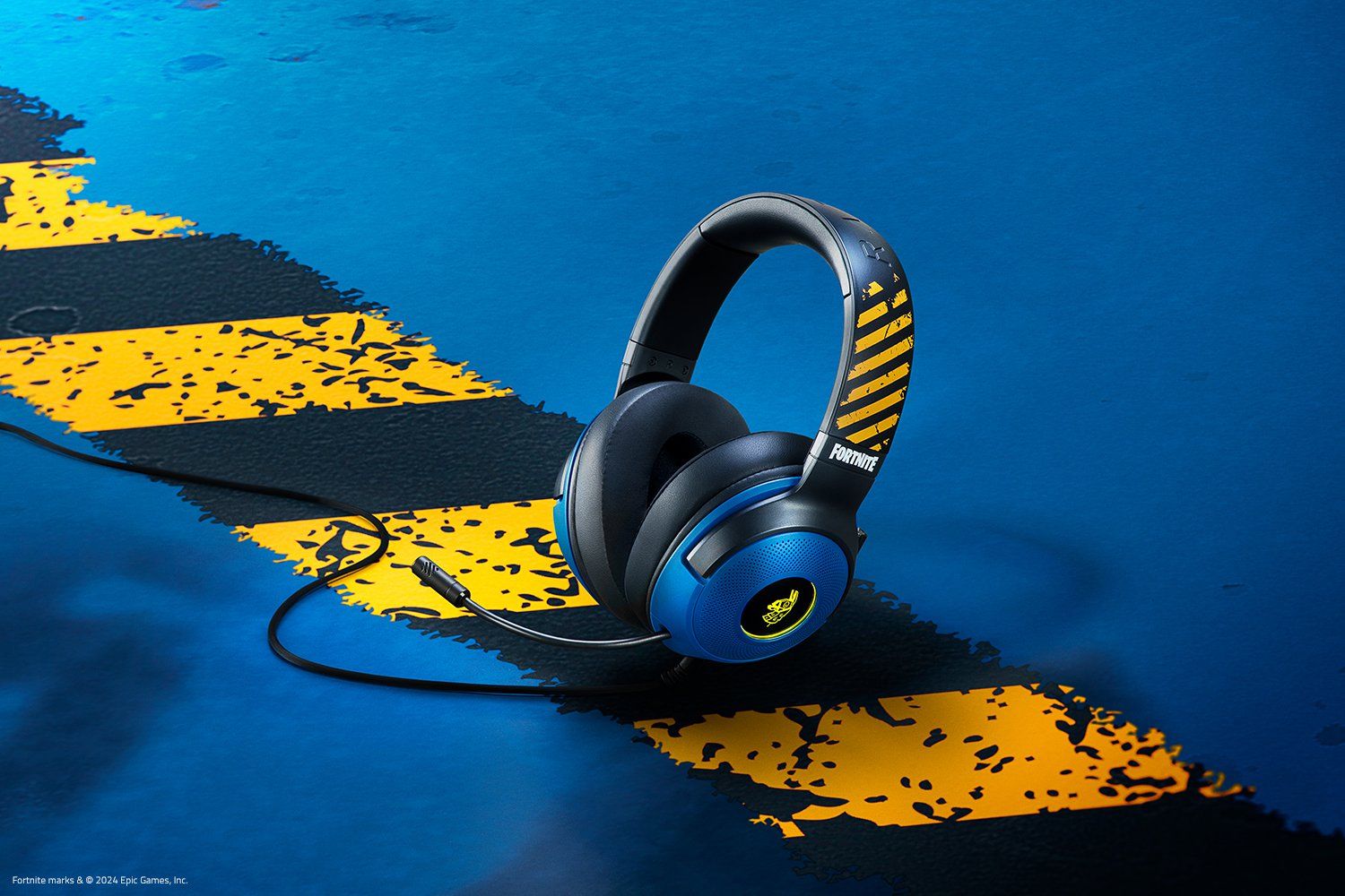 Razer Kraken V3 X Gaming Headset Fortnite Edition Razer Kraken V3 X Gaming Headset Fortnite Edition