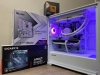 White Walker Gamer PC - Ryzen 7 8700F / RX 9060 XT 16GB / 32GB DDR5